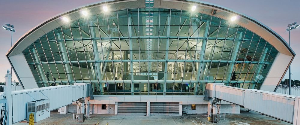 Aeromexico Airlines FAT Terminal – Fresno Yosemite International Airport