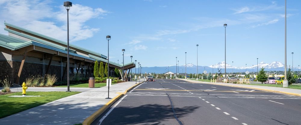 Alaska Airlines RDM Terminal – Redmond Municipal Airport