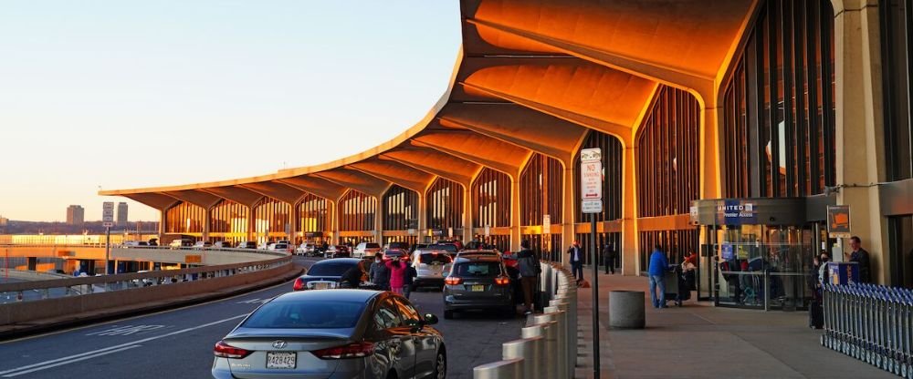Emirates Airlines EWR Terminal – Newark Liberty International Airport